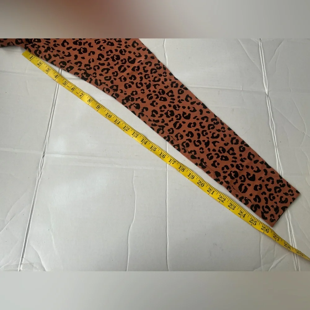 WILD FABLE Leopard Cheetah Print Leggings sz S